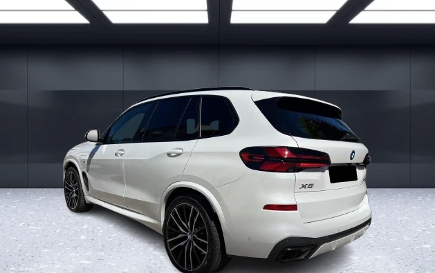 BMW X5 50e xDrive = M-Sport Pro = Гаранция - изображение 2