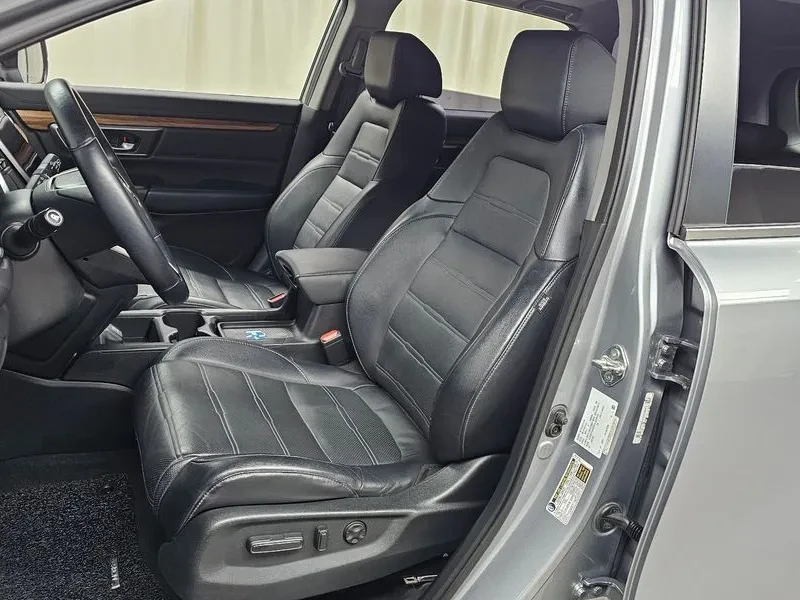 Honda Cr-v 1.5 TOURING 4WD, снимка 17 - Автомобили и джипове - 55176564