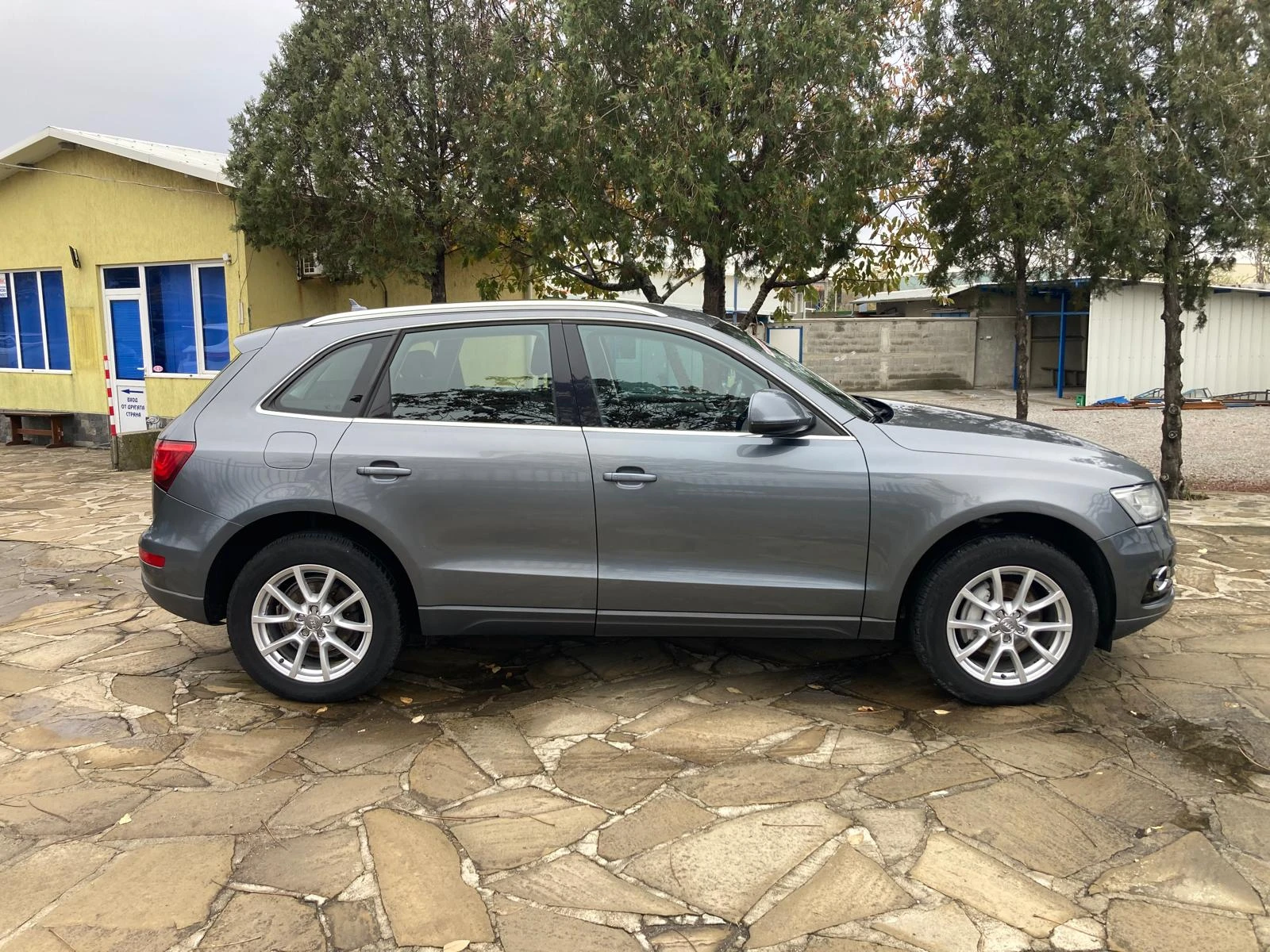 Audi Q5 2, 0TDi QUATTRO 177k.c. НАВИ АВТОМАТ - изображение 4