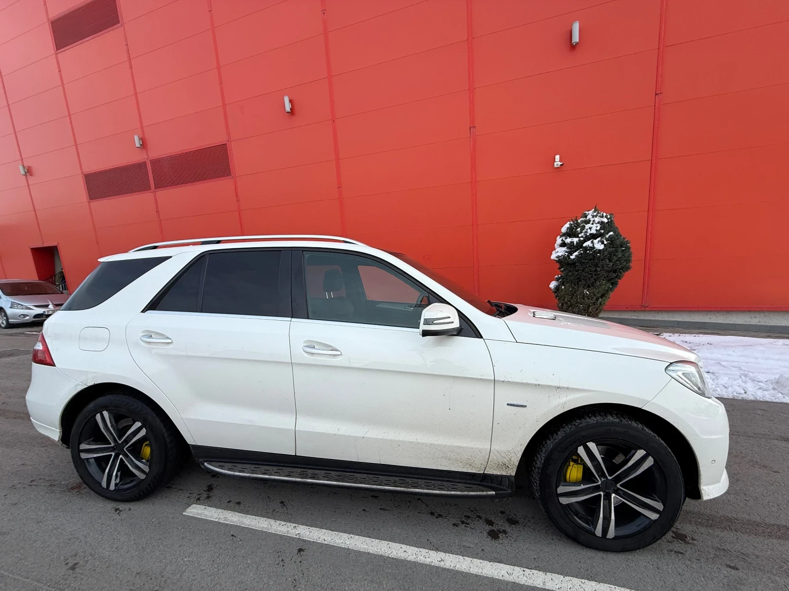 Mercedes-Benz ML 350 AMG* ПАНОРАМА* 3.0CDI* 7G* LED* INTELIGENT - изображение 2