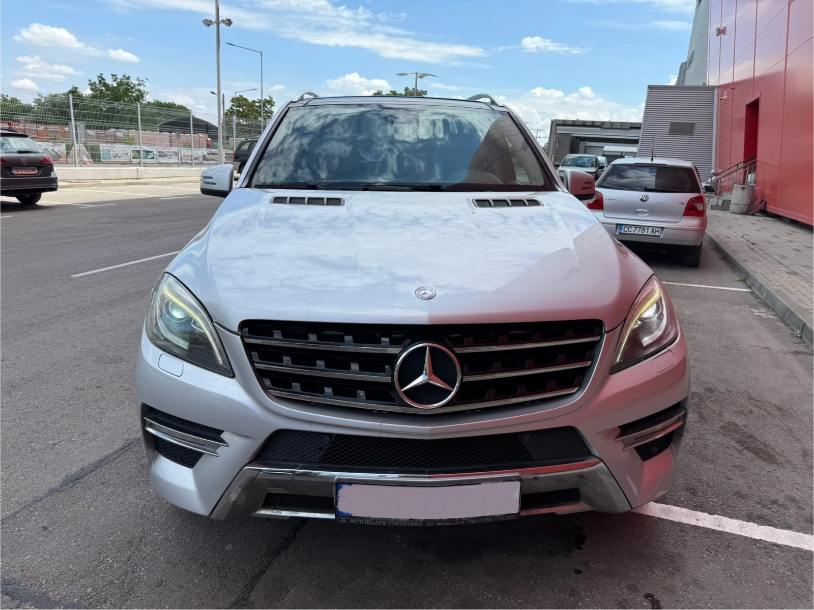 Mercedes-Benz ML 350 AMG* ПАНОРАМА* 3.0CDI* 7G* LED* INTELIGENT - изображение 6