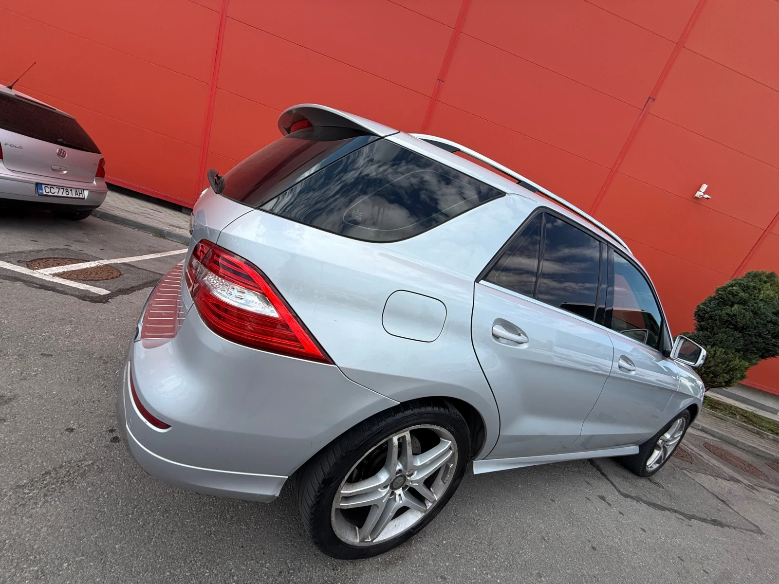 Mercedes-Benz ML 350 AMG* ПАНОРАМА* 3.0CDI* 7G* LED* INTELIGENT - изображение 3