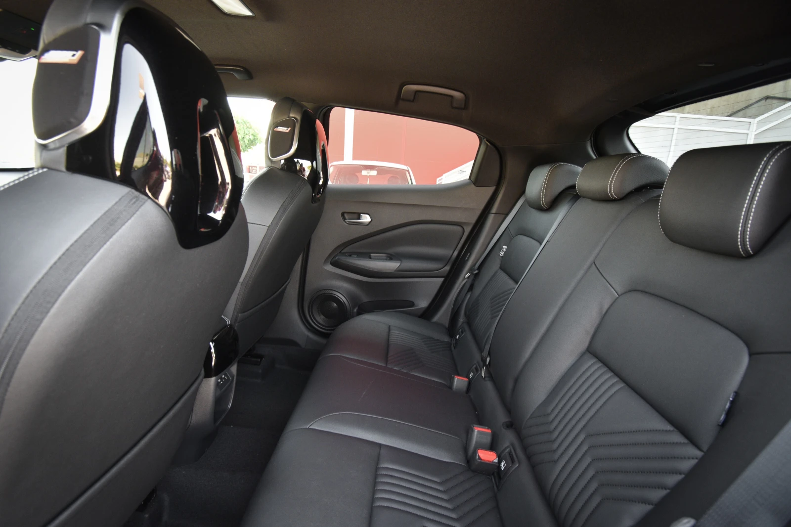 Nissan Juke Tekna 1.6 HEV | Mobile.bg   13