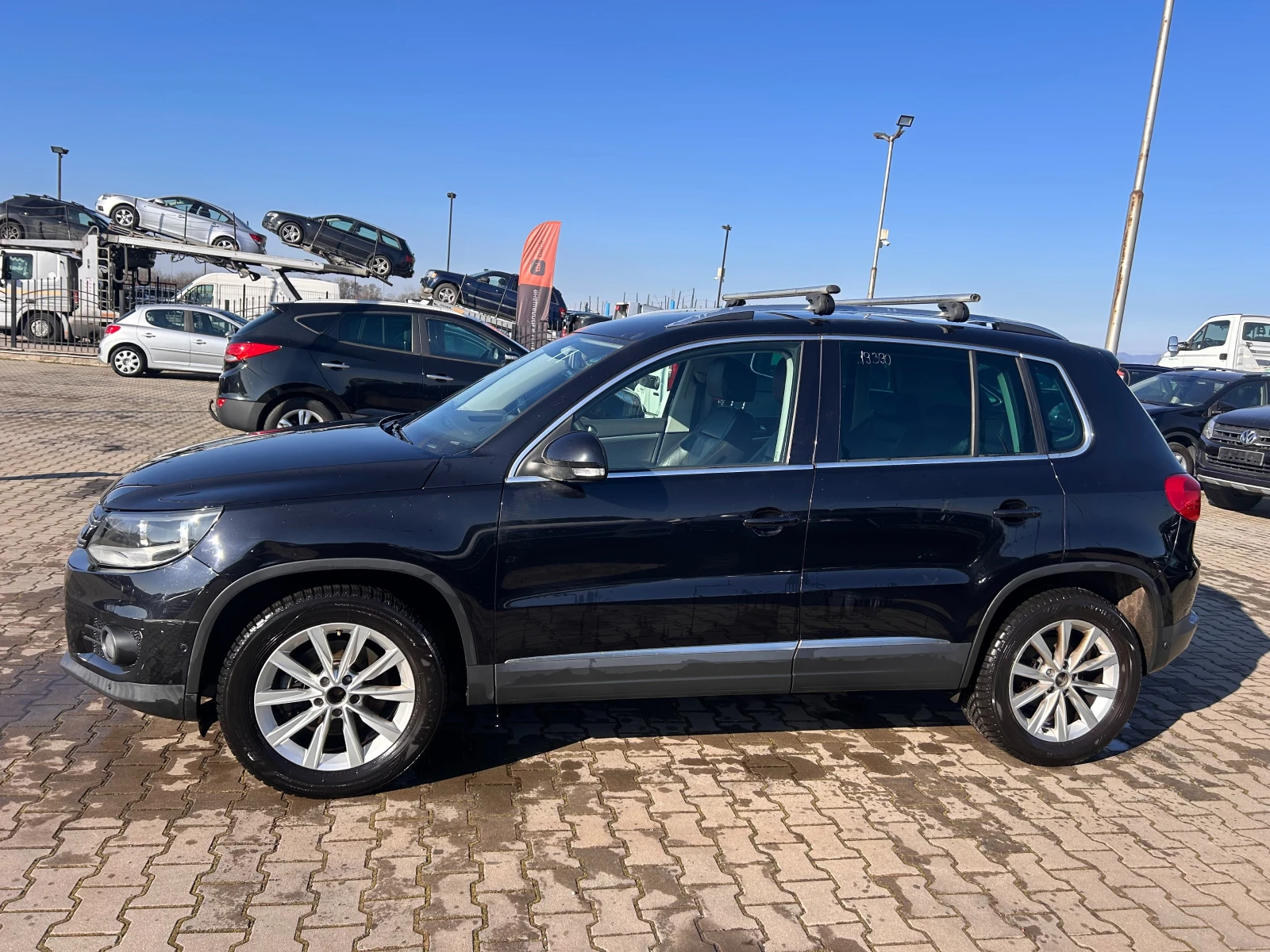 VW Tiguan 2.0TDI  - изображение 9