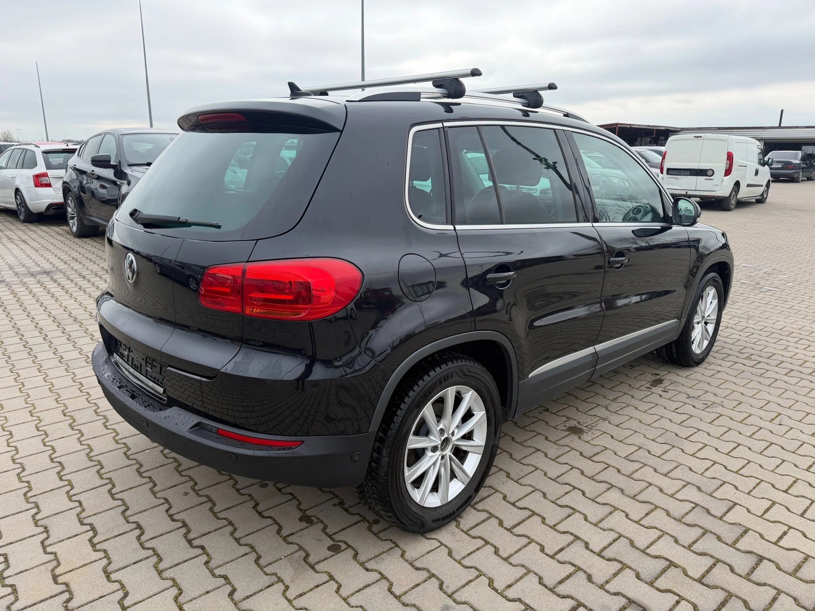 VW Tiguan 2.0TDI , снимка 6 - Автомобили и джипове - 53154674