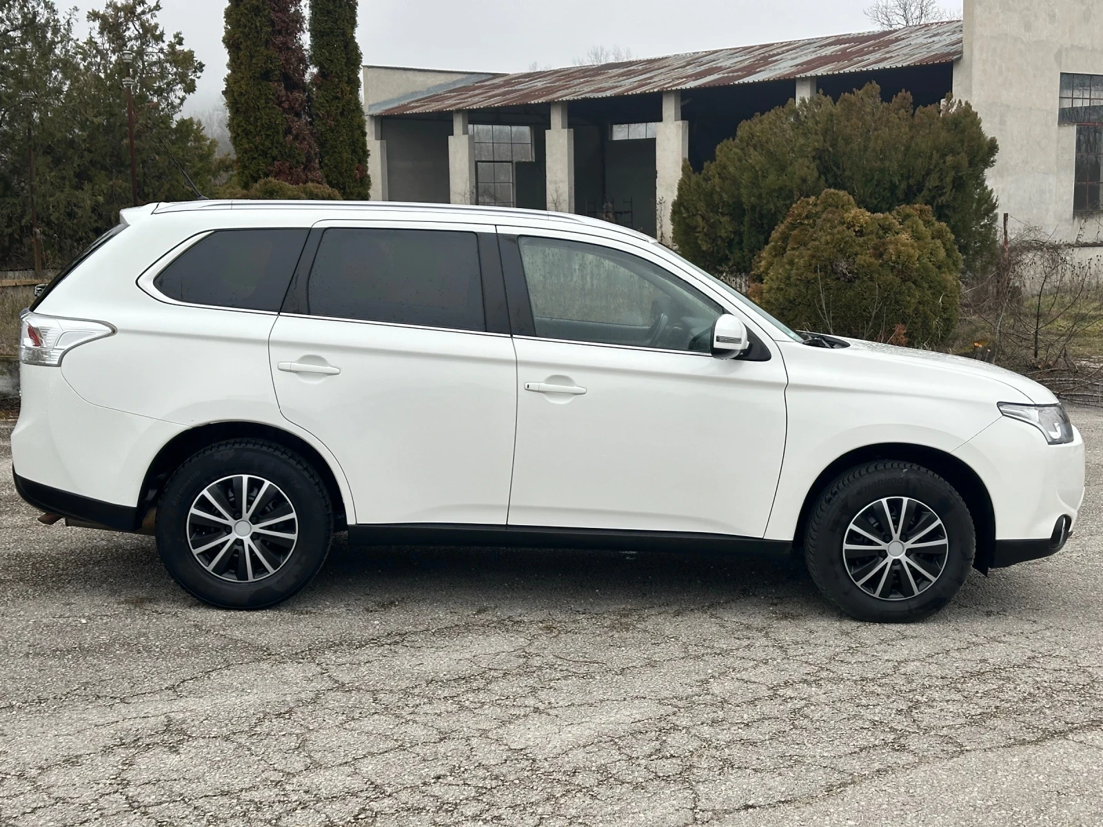Mitsubishi Outlander 2.2 DI-D 2014 162 ��� �� 7 ������ ���!!! | Mobile.bg � ����������� 7