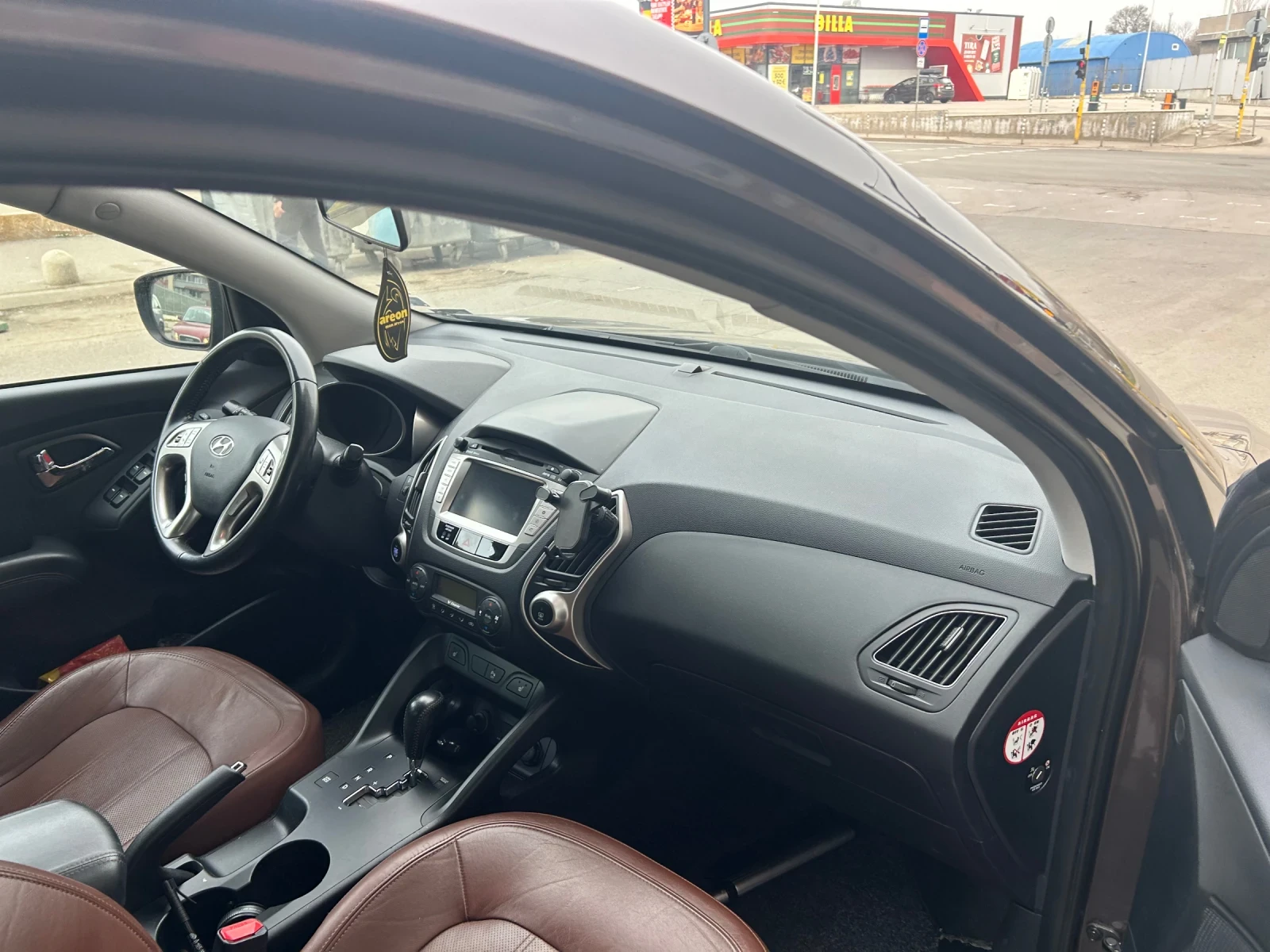 Hyundai IX35 2.0d 184, снимка 9 - Автомобили и джипове - 53716585