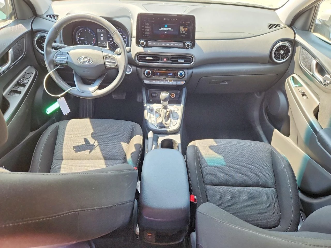 Hyundai Kona 2.0l Sel, снимка 8 - Автомобили и джипове - 54732698