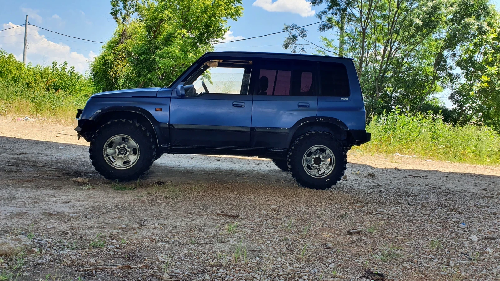 Suzuki Vitara 2.5 V6, снимка 2 - Автомобили и джипове - 54989392