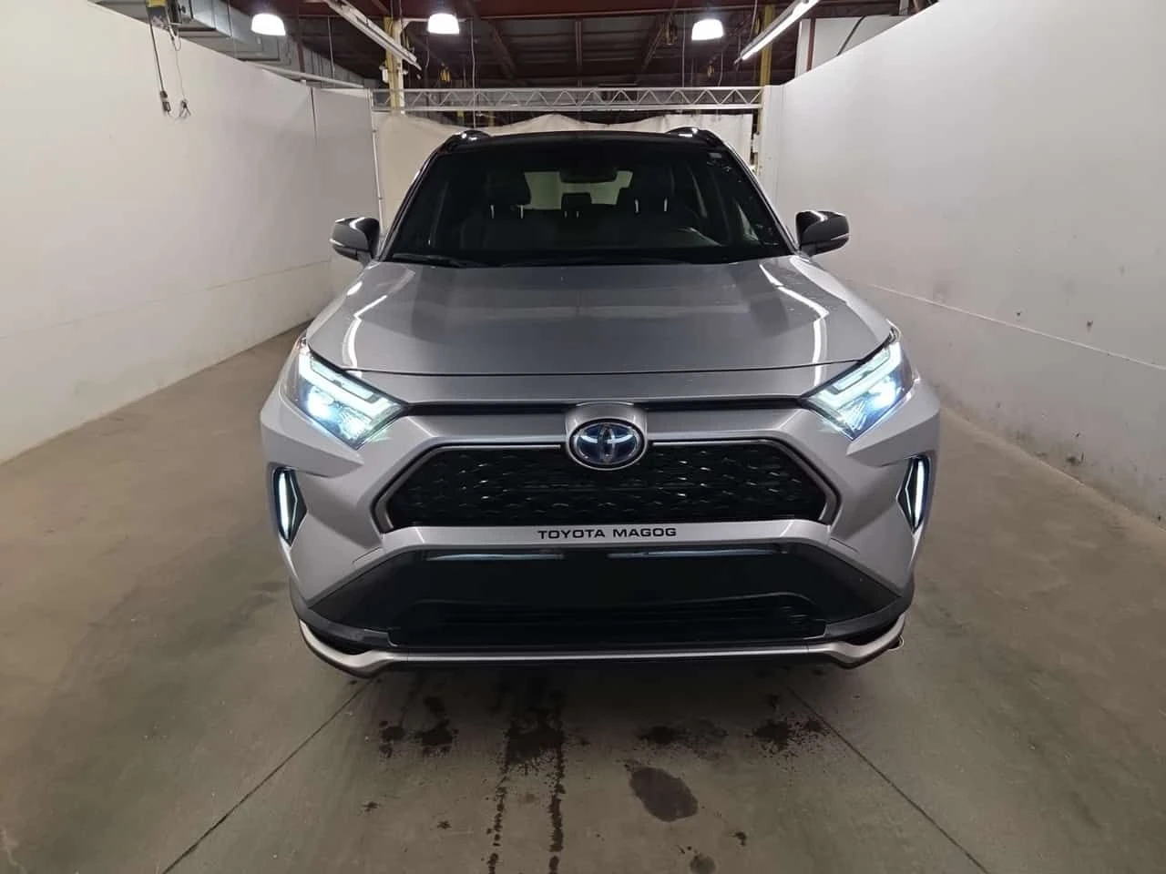 Toyota Rav4  2.5L XSE AWD / КОЖА / ПОДГРЕВИ / ПАНОРАМА , снимка 2 - Автомобили и джипове - 55583816
