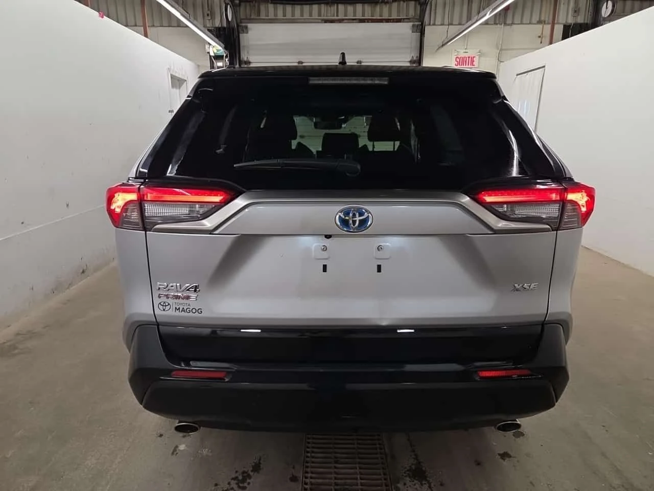 Toyota Rav4  2.5L XSE AWD / КОЖА / ПОДГРЕВИ / ПАНОРАМА , снимка 5 - Автомобили и джипове - 55583816