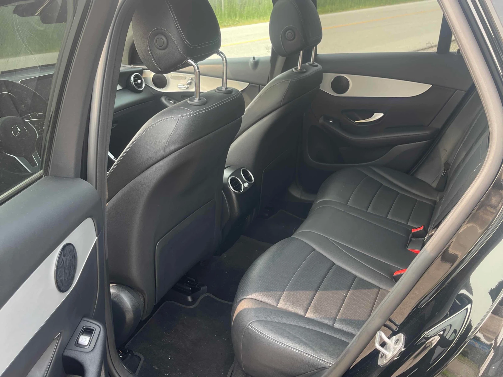 Mercedes-Benz GLC 300 * АВТОКРЕДИТ * ГЛАВНО ПРЕДСТАВИТЕЛСТВО, снимка 10 - Автомобили и джипове - 55884230