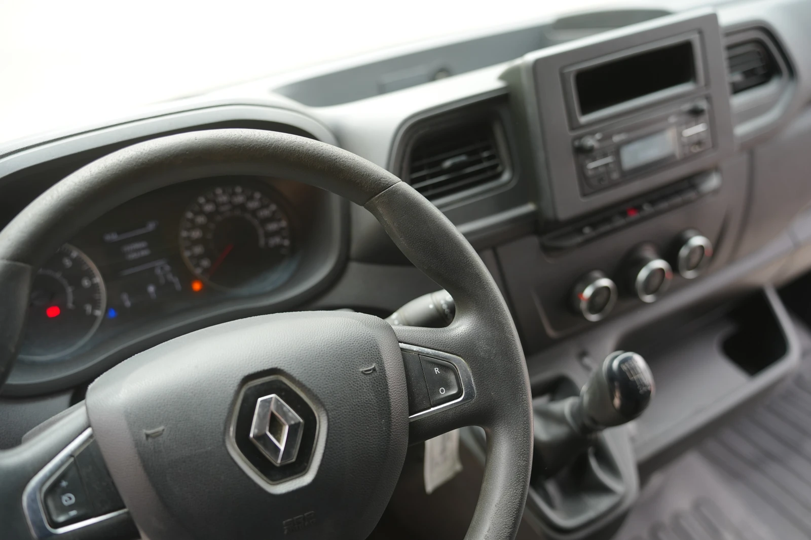 Renault Master 2.3 136к.с., снимка 8 - Бусове и автобуси - 55127740