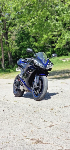 Yamaha YZF-R1, снимка 1