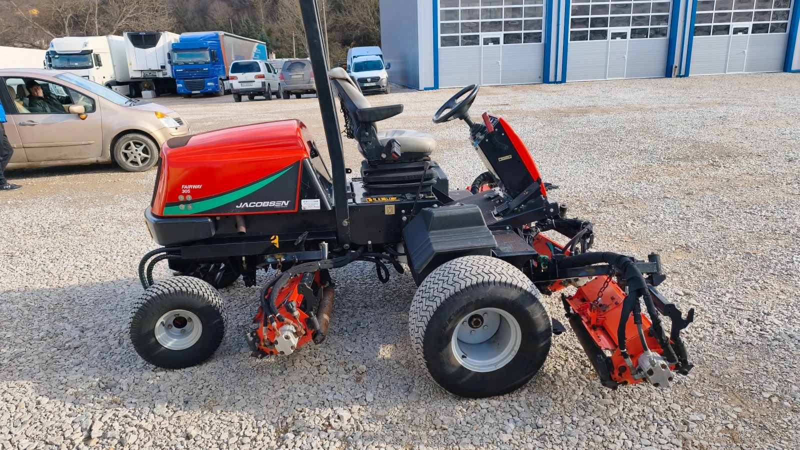 Сенокосачка Jacobsen Fairway 305 за стадиони и голф игрища  - изображение 5