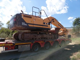 Багер Hyundai HX 220 L , снимка 2