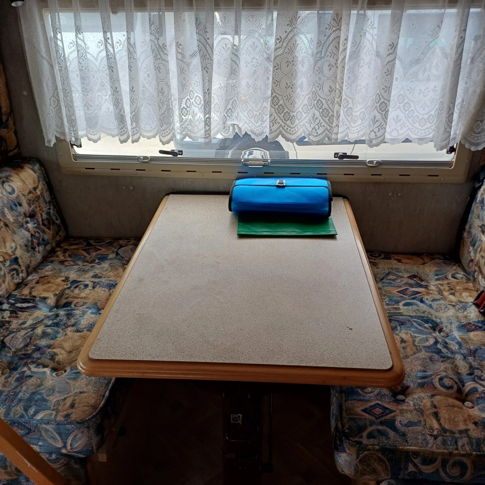 Кемпер CI International Mizar 140, снимка 11 - Каравани и кемпери - 54193335