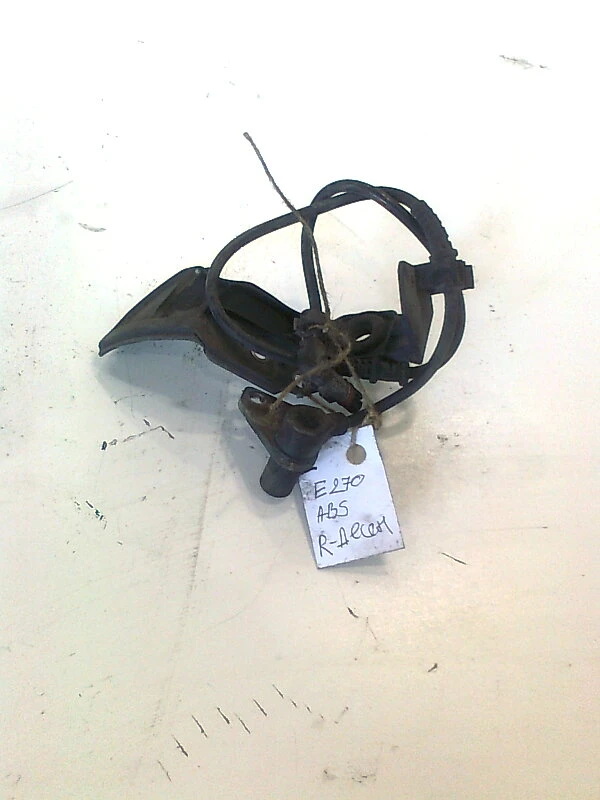 абс датчик преден десен за Мерцедес Е270 цди W210