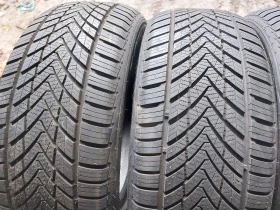 Гуми Всесезонни 235/55R17, снимка 2 - Гуми и джанти - 39136409