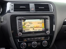 VW Jetta 2.0 Tdi Bluemotion Premium 6Th Generation, снимка 13