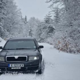 Skoda Superb 1.9 130кс, снимка 1