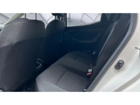 Toyota Yaris 1.5i A/T, Месечна вноска от 227   - 13990 € / 27362.06 лв. - 80339031 12