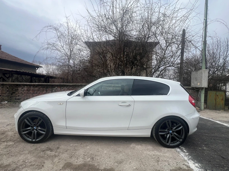 BMW 118 2.0 143 к.с. facelift , снимка 4 - Автомобили и джипове - 46844379