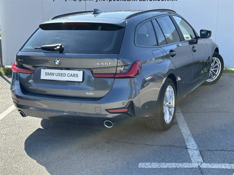 BMW 320 xDrive Туринг, снимка 2 - Автомобили и джипове - 48151319