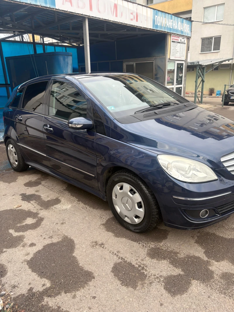 Mercedes-Benz B 180, снимка 2 - Автомобили и джипове - 48800616