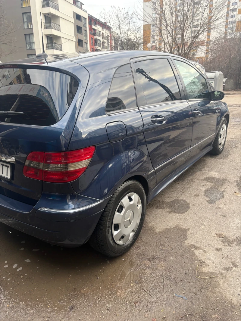 Mercedes-Benz B 180, снимка 5 - Автомобили и джипове - 48800616