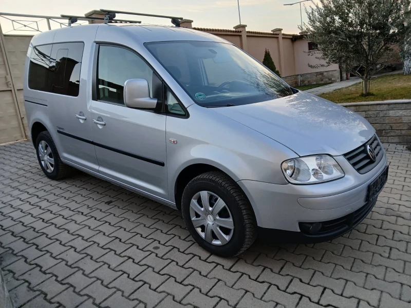 VW Caddy ПРОДАДЕНА , снимка 2 - Автомобили и джипове - 49132711