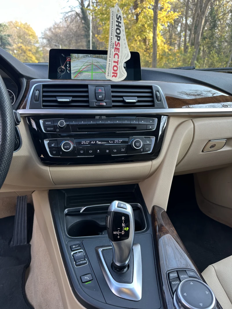 BMW 320 320i, снимка 9 - Автомобили и джипове - 52113872