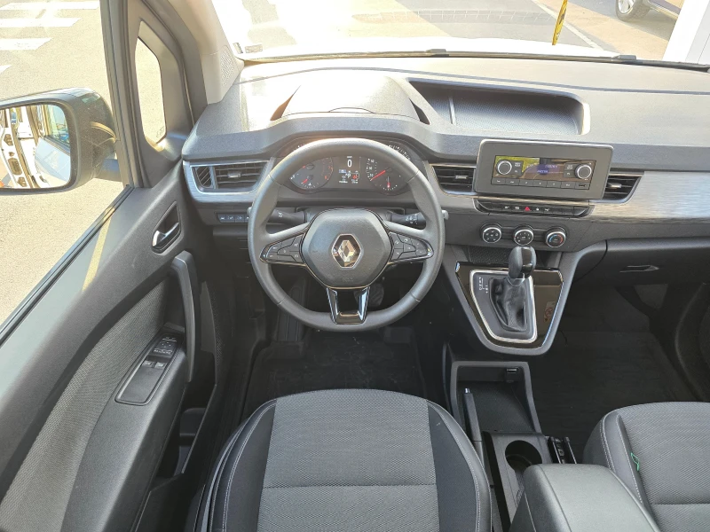 Renault Kangoo 1.3 Tce EDC, снимка 10 - Автомобили и джипове - 52086282