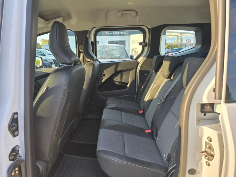 Renault Kangoo 1.3 Tce EDC, снимка 7 - Автомобили и джипове - 52086282