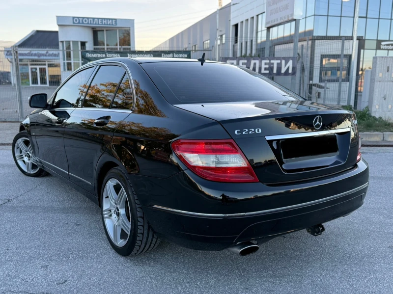 Mercedes-Benz C 220 646* АВТОМАТ* ПОДГРЕВ* ТЕГЛИЧ* РЕГИСТРИРАНА* ОБСЛУ, снимка 6 - Автомобили и джипове - 52266722