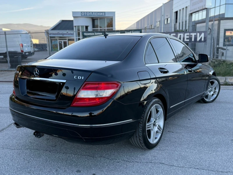 Mercedes-Benz C 220 646* АВТОМАТ* ПОДГРЕВ* ТЕГЛИЧ* РЕГИСТРИРАНА* ОБСЛУ, снимка 4 - Автомобили и джипове - 52266722