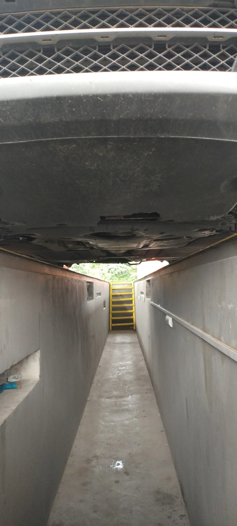 BMW 530, снимка 14 - Автомобили и джипове - 52566439