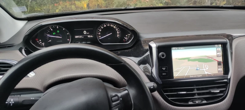 Peugeot 2008 1, 6 дизел, 115 к.с. , 6 скорости, снимка 12 - Автомобили и джипове - 52664054