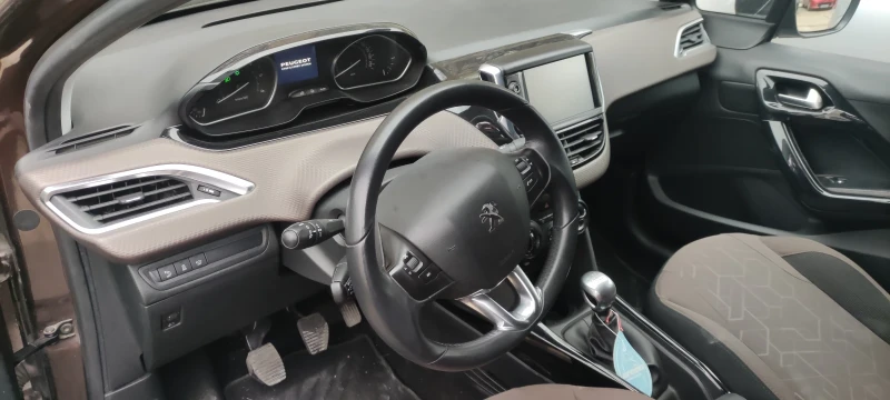 Peugeot 2008 1, 6 дизел, 115 к.с. , 6 скорости, снимка 8 - Автомобили и джипове - 52664054