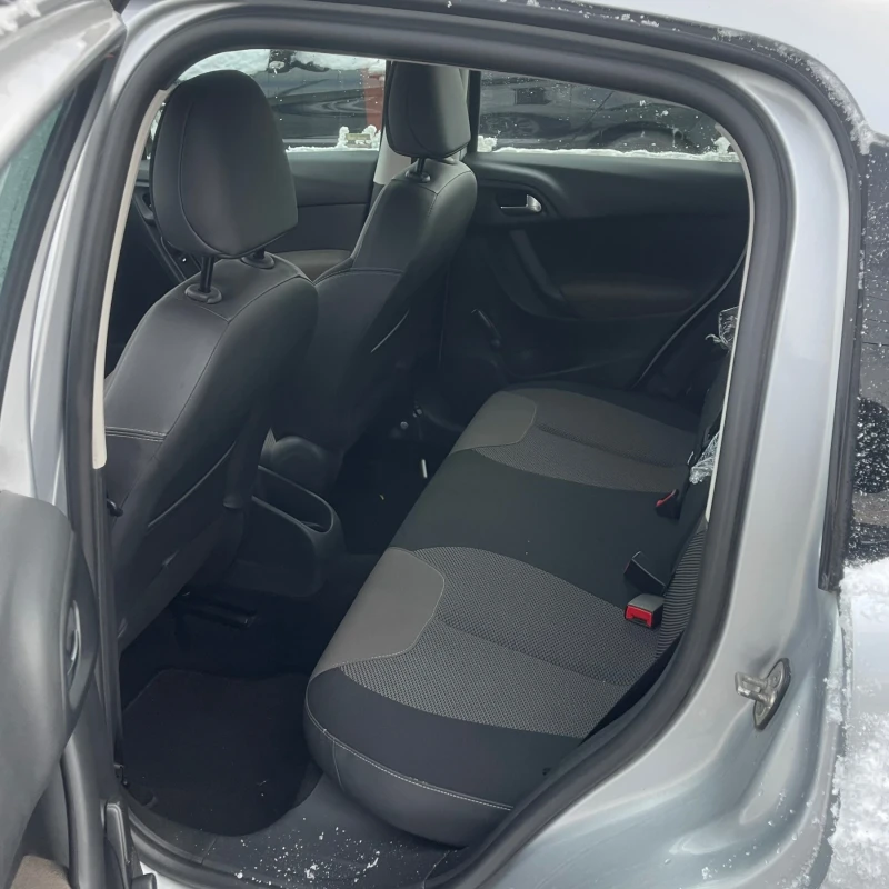 Citroen C3 1.2i FACELIFT Euro5B, снимка 11 - Автомобили и джипове - 53046721