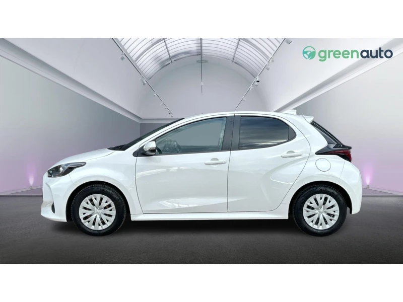 Toyota Yaris 1.5i A/T, Месечна вноска от 227  , снимка 3 - Автомобили и джипове - 53107538