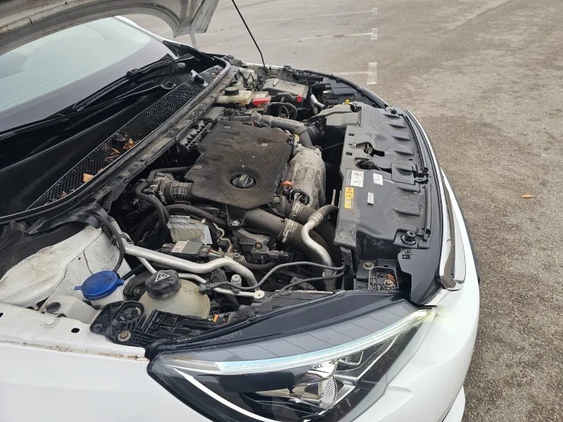 Peugeot 308 EURO 6 D, снимка 13 - Автомобили и джипове - 53214170