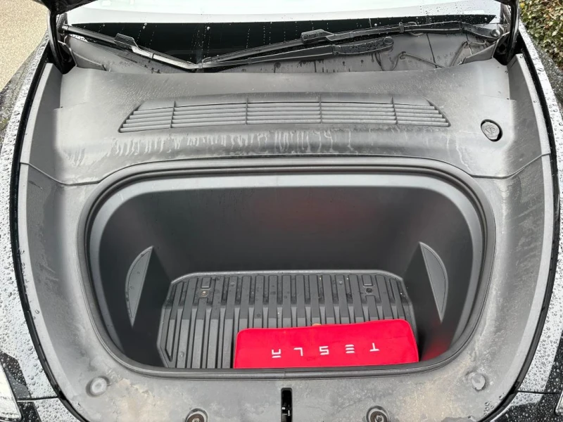 Tesla Model Y  4х4 Long Range EU, снимка 4 - Автомобили и джипове - 53409085