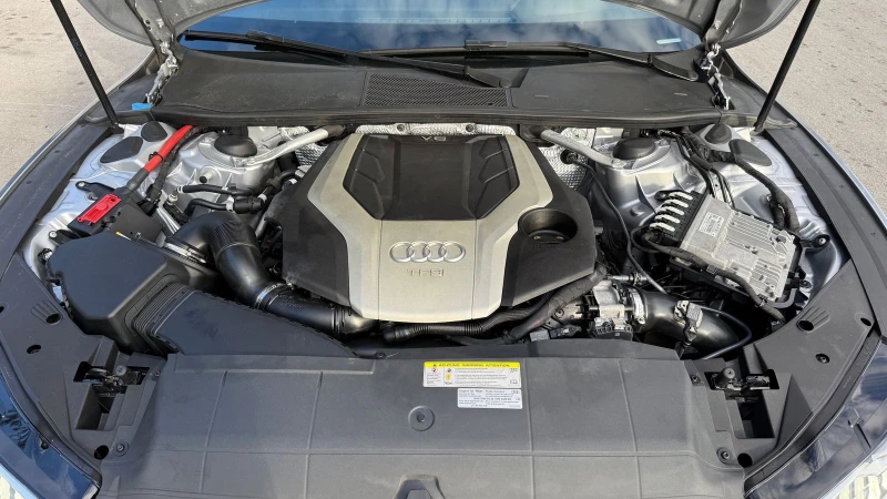 Audi A7 55TFSI* ДИГИТАЛНО* ТАБЛО* ДИСТРТОНИК* 360КАМЕРА* М, снимка 17 - Автомобили и джипове - 53457996