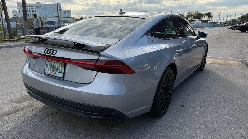 Audi A7 55TFSI* ДИГИТАЛНО* ТАБЛО* ДИСТРТОНИК* 360КАМЕРА* М, снимка 2 - Автомобили и джипове - 53457996