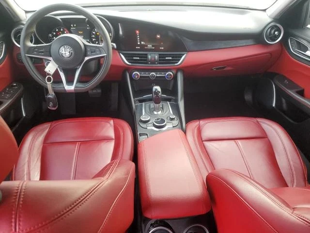 Alfa Romeo Giulia 2.0/4х4/Цена до България, снимка 8 - Автомобили и джипове - 48611880