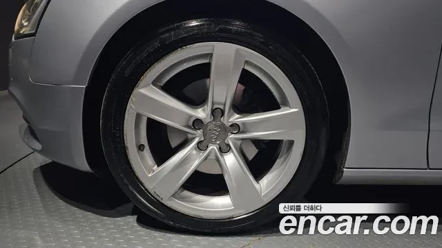 Audi A5 Quattro, снимка 16 - Автомобили и джипове - 54004176