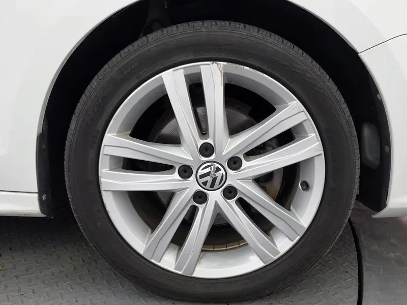 VW Jetta 2.0 Tdi Bluemotion Premium 6Th Generation | Mobile.bg � ����������� 4