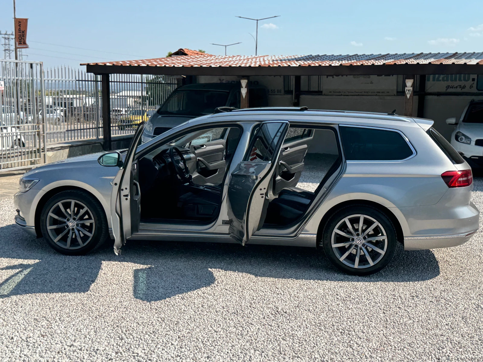 VW Passat 2.0TDI* NAVI* AUT* PANORAMA* FULL* LIZING - изображение 10