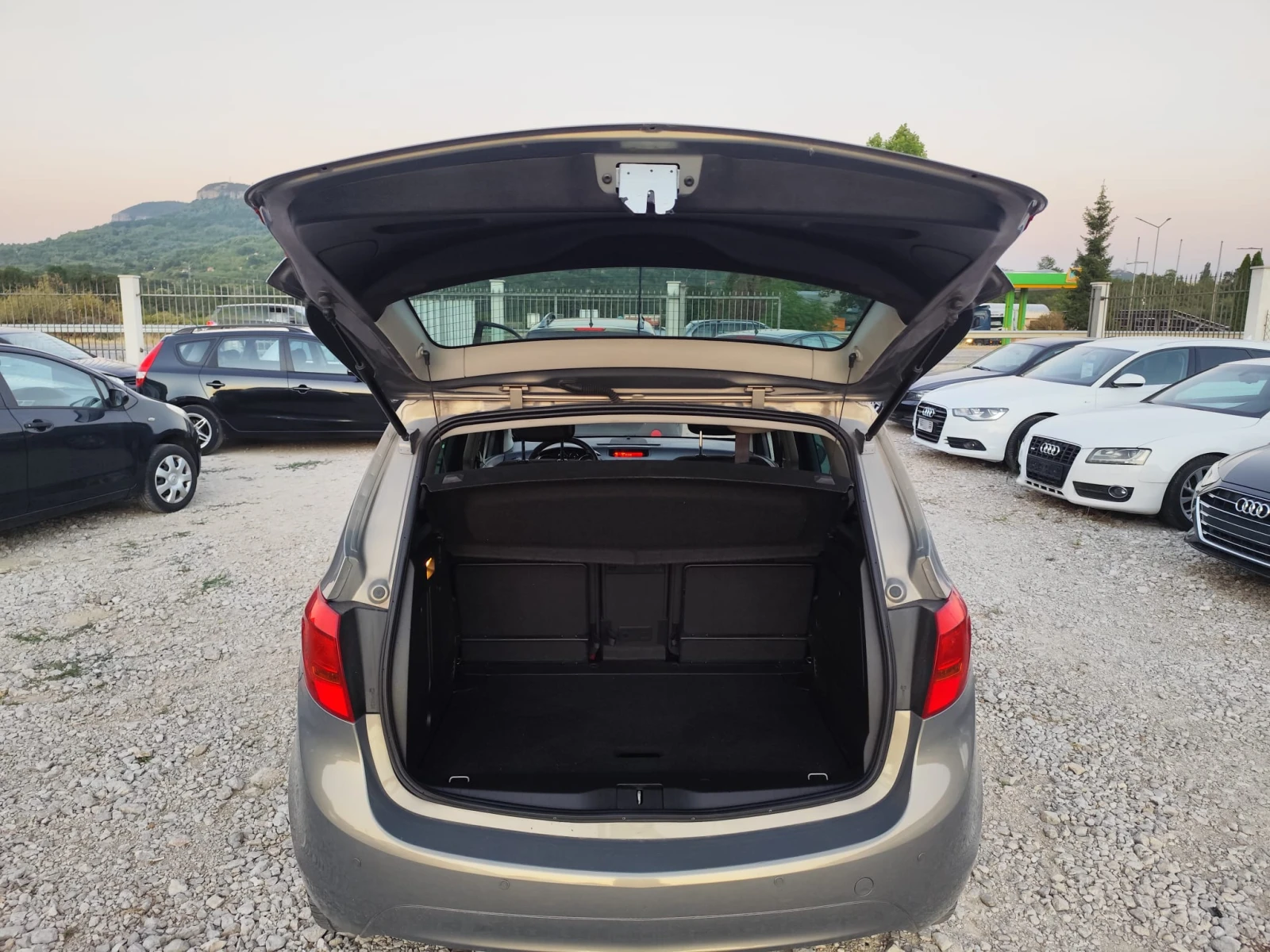 Opel Meriva 1.4 бензин Италия - изображение 7